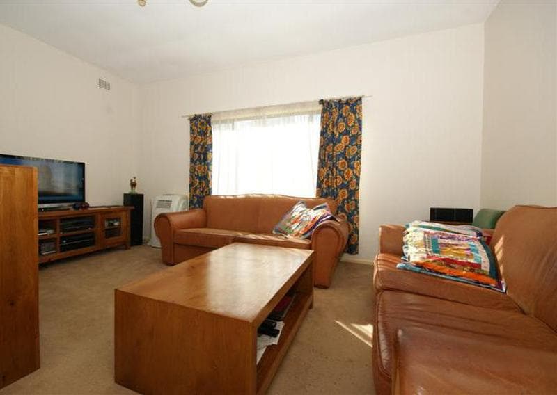 3/6																										Crisallen Street
														
								Port Macquarie, NSW 2444, Blacktown - Thumbnail 6
