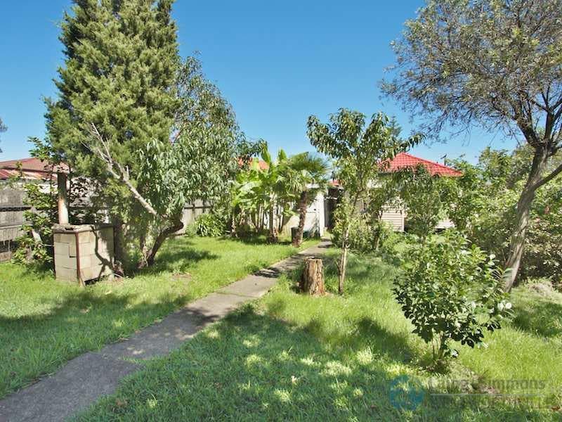 7																										Hathaway Rd
														
								Lalor Park, NSW 2147, Pendle Hill - Thumbnail 7