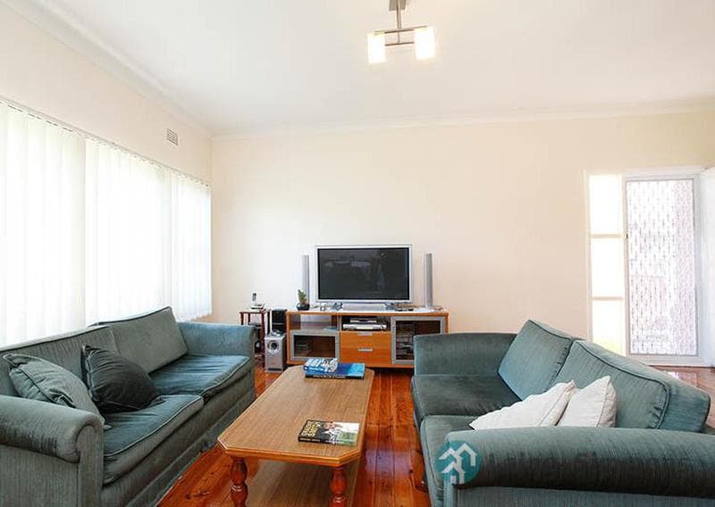 38																										Woodville Road
														
								Granville, NSW 2142, Guildford - Thumbnail 5