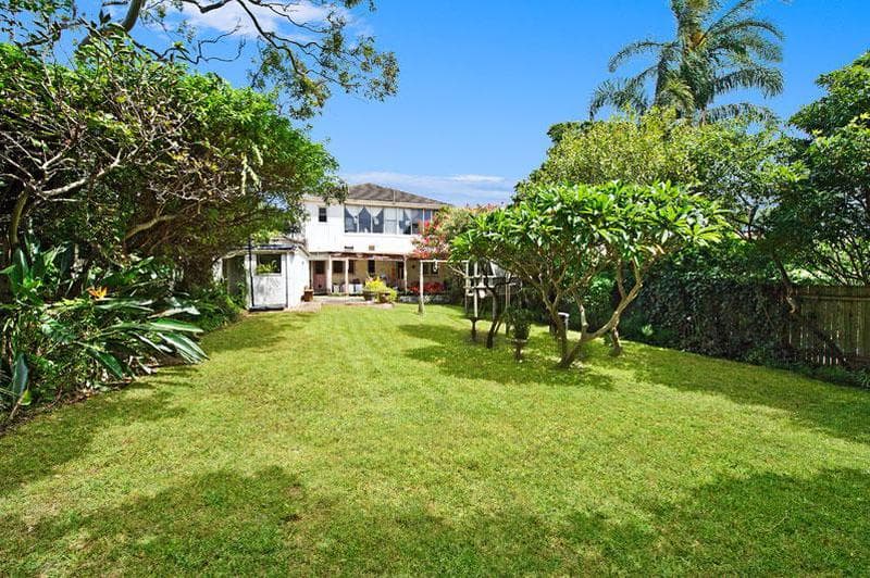 3/6																										Crisallen Street
														
								Port Macquarie, NSW 2444, Vaucluse - Thumbnail 2