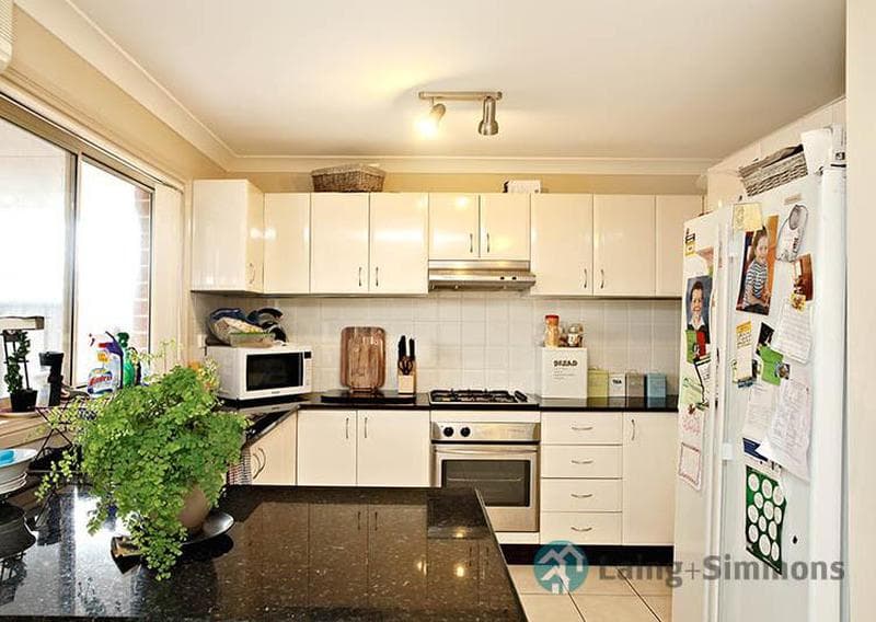 1/511 Woodville Road (enter Through Lough Lane), Guildford, Guildford - Thumbnail 2