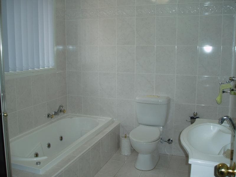 8/113-117																										Duncan Street
														
								Maroubra, NSW 2035, Merrylands - Thumbnail 5