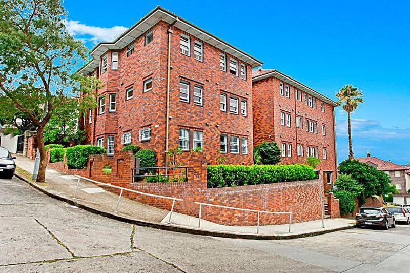 3/6																										Crisallen Street
														
								Port Macquarie, NSW 2444, Bellevue Hill - Thumbnail 8