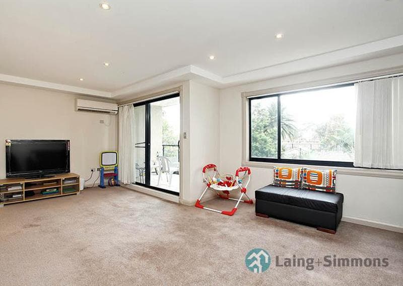 1																										Brenan St
														
								Fairfield, NSW 2165, Westmead - Thumbnail 3