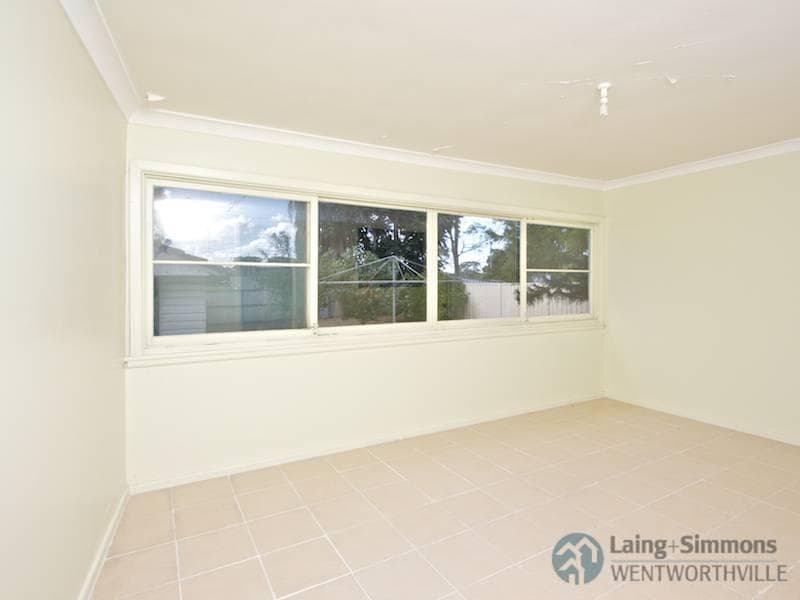 9 Merryl Avenue, Old Toongabbie, Old Toongabbie - Thumbnail 6