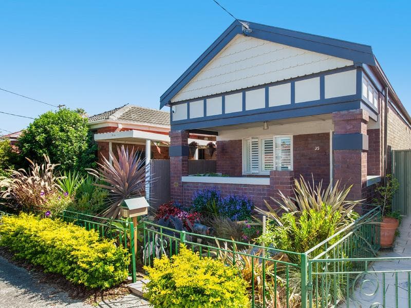 38																										Woodville Road
														
								Granville, NSW 2142, Eastlakes - Image 1