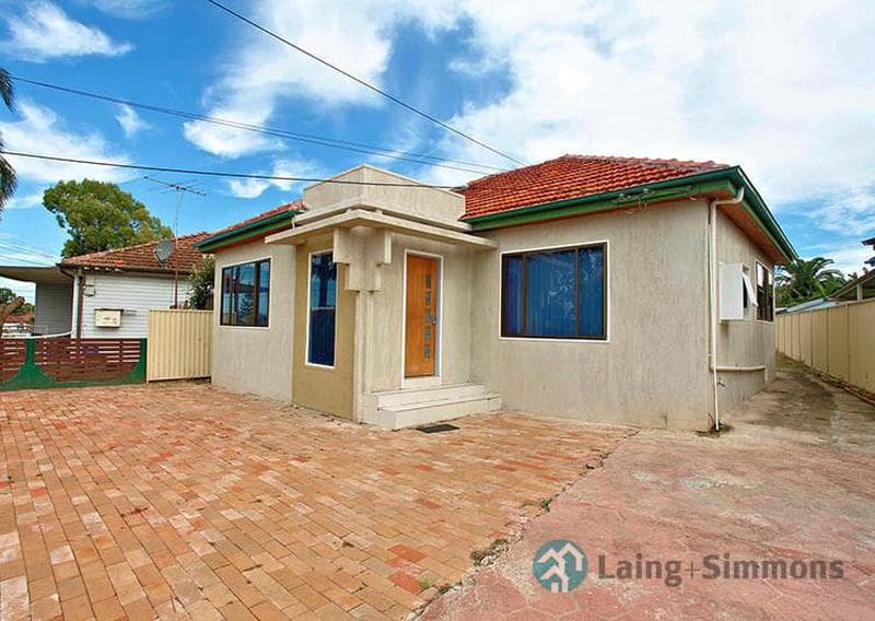 1																										Brenan St
														
								Fairfield, NSW 2165, Fairfield - Image 1
