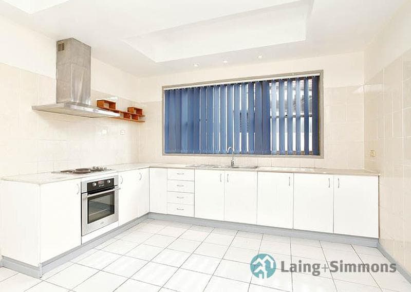 1																										Brenan St
														
								Fairfield, NSW 2165, Fairfield - Thumbnail 6