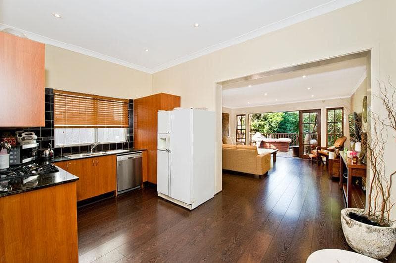 1																										Brenan St
														
								Fairfield, NSW 2165, Bondi Beach - Thumbnail 3