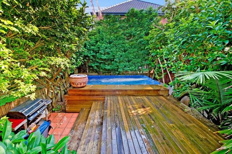 1																										Brenan St
														
								Fairfield, NSW 2165, Bondi Beach - Thumbnail 7