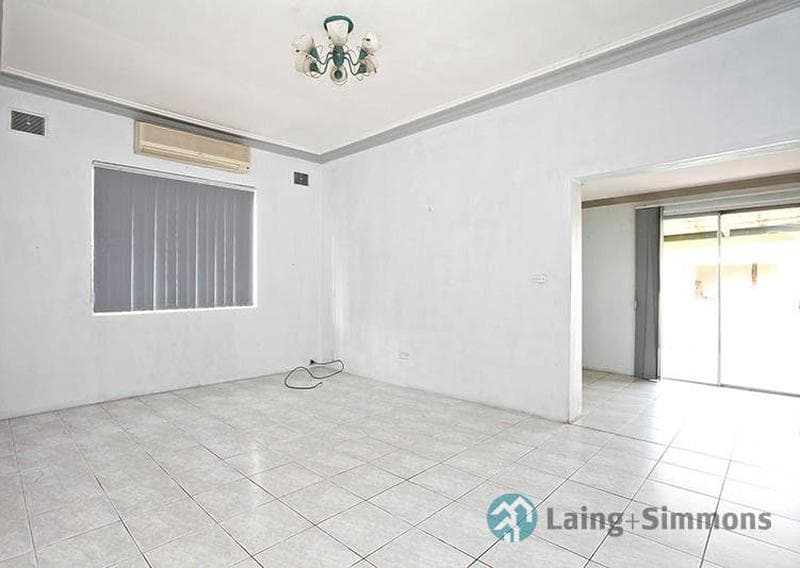 1																										Brenan St
														
								Fairfield, NSW 2165, Granville - Thumbnail 3