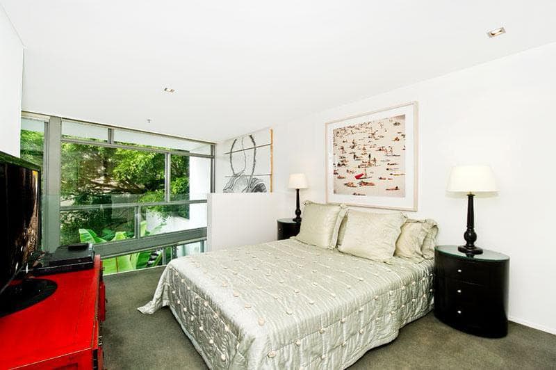 1																										Brenan St
														
								Fairfield, NSW 2165, Elizabeth Bay - Thumbnail 5