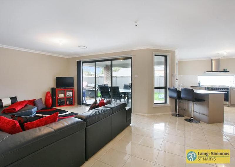 2/328																										Clovelly Road
														
								Clovelly, NSW 2031, Ropes Crossing - Thumbnail 2