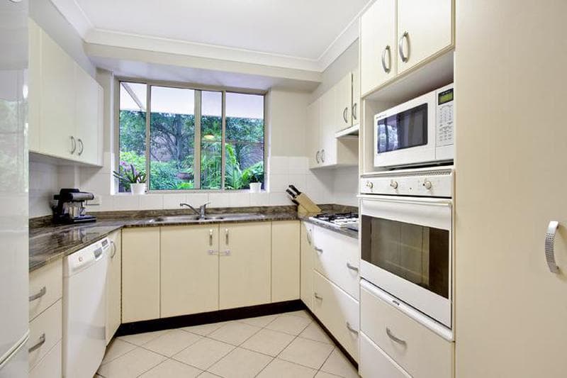 8/10 Lagoon Street, Narrabeen, Narrabeen - Thumbnail 2