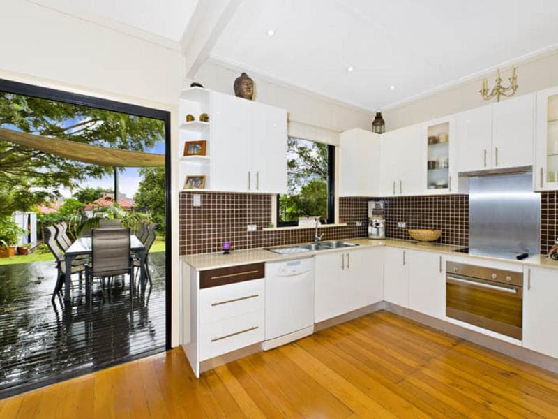 18 Herbert Street, Malabar, Malabar - Thumbnail 2