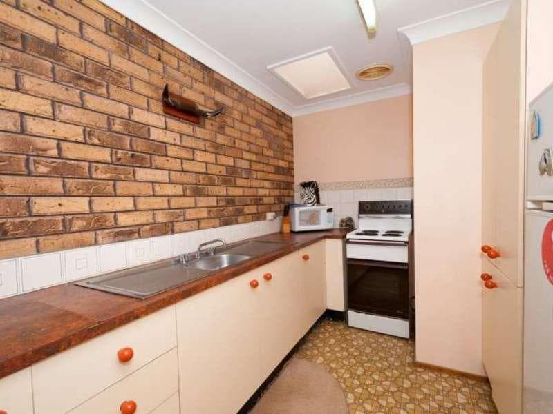 1/9 Mayfair Road, Port Macquarie, Port Macquarie - Thumbnail 2