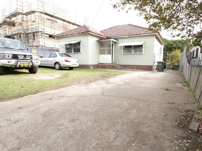 476 & 478 Woodville Road, Guildford, Guildford - Image 1