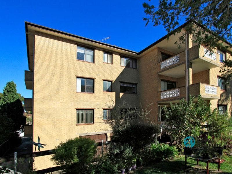 2/12-14 Winchester Street, Carlton, Carlton - Image 1