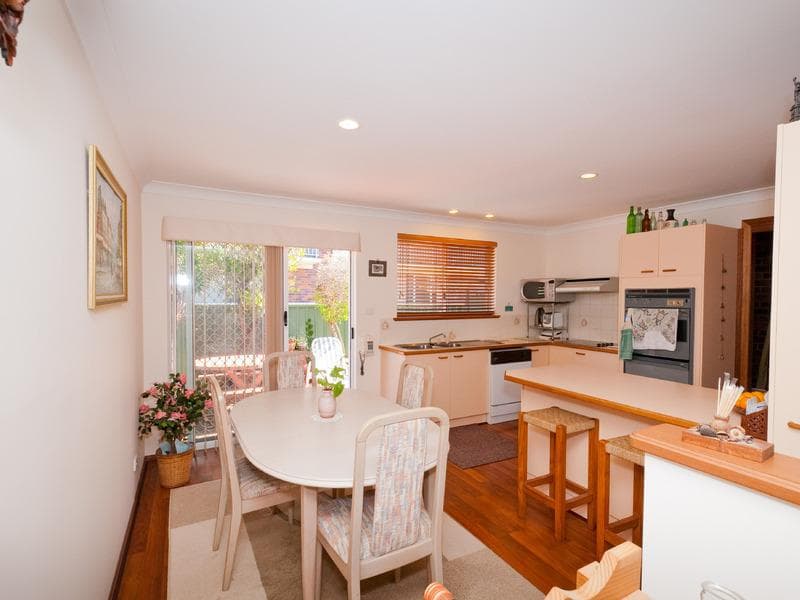 4/2 Gordon Street, Port Macquarie, Port Macquarie - Thumbnail 3