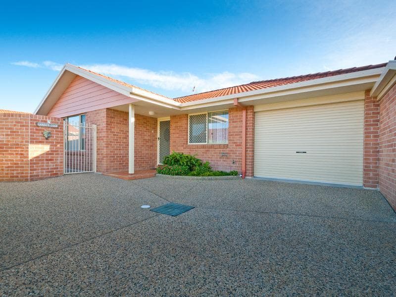 2/36 Ackroyd Street, Port Macquarie, Port Macquarie - Image 1