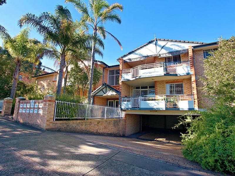 2/53 Windsor Road, Merrylands, Merrylands - Image 1