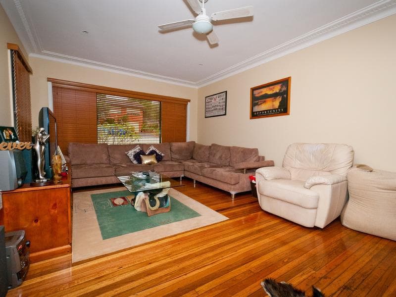 8/113-117																										Duncan Street
														
								Maroubra, NSW 2035, Port Macquarie - Thumbnail 5