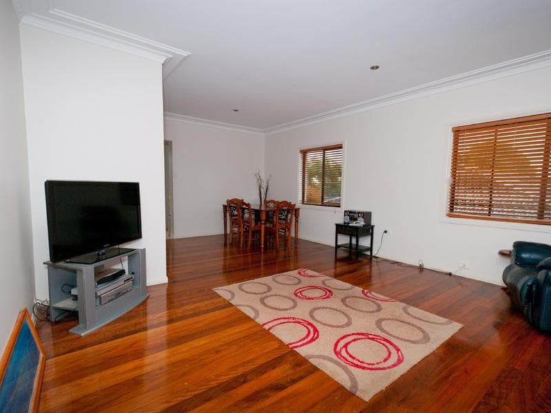 1/17 Regent Street, Port Macquarie, Port Macquarie - Thumbnail 2