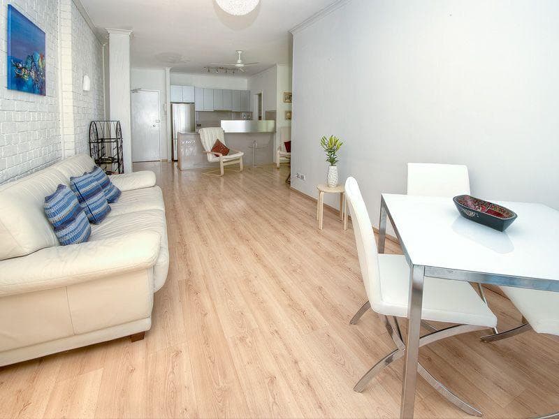 24/15-25																										Edgar Street
														
								Tempe, NSW 2044, Chippendale - Thumbnail 2