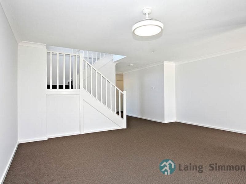 15 Jubilee Close, Kings Langley, Kings Langley - Thumbnail 3