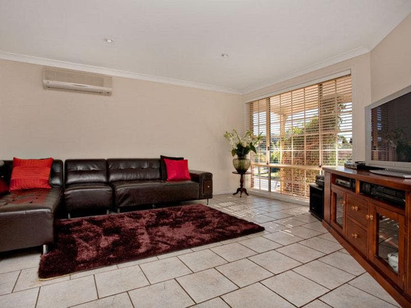 35 Benares Crescent, Acacia Gardens, Acacia Gardens - Thumbnail 3