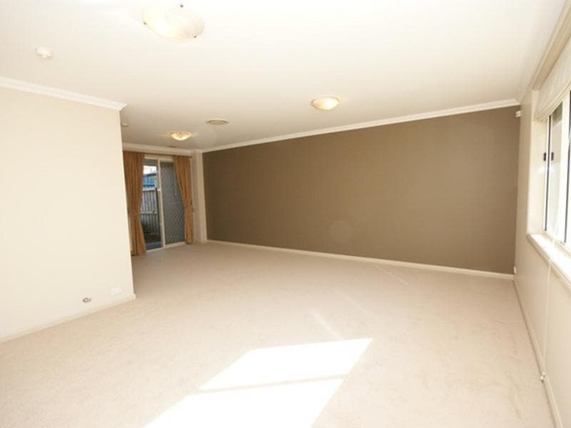 20/11 Harrington Avenue, Castle Hill, Castle Hill - Thumbnail 4