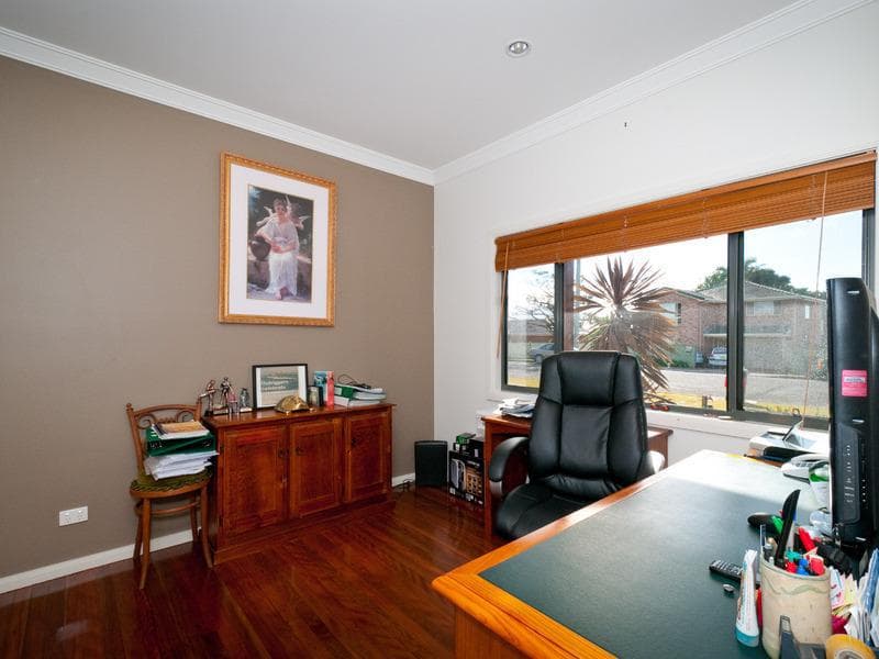 7/13																										Lincoln Road
														
								Port Macquarie, NSW 2444, Port Macquarie - Thumbnail 7