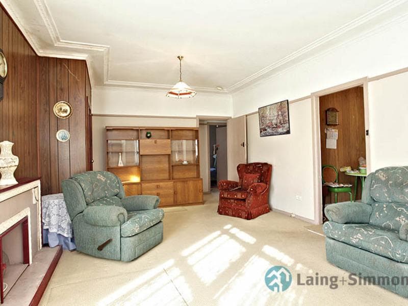 108 Kiora St, Canley Heights, Canley Heights - Thumbnail 4