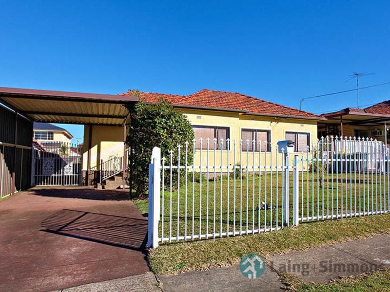 14 Osgood Street, Guildford, Guildford - Image 1