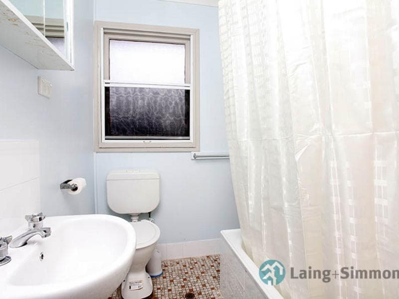 7/13																										Lincoln Road
														
								Port Macquarie, NSW 2444, Shalvey - Thumbnail 8