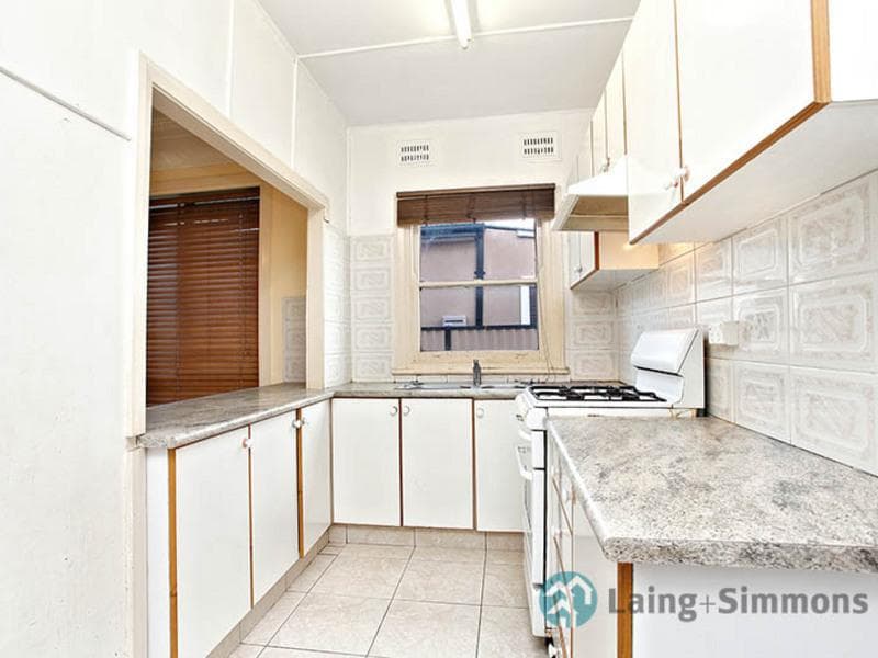 2/328																										Clovelly Road
														
								Clovelly, NSW 2031, Granville - Thumbnail 2