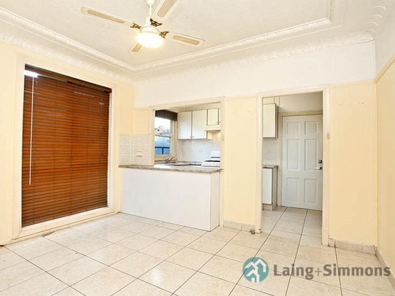 2/328																										Clovelly Road
														
								Clovelly, NSW 2031, Granville - Thumbnail 3