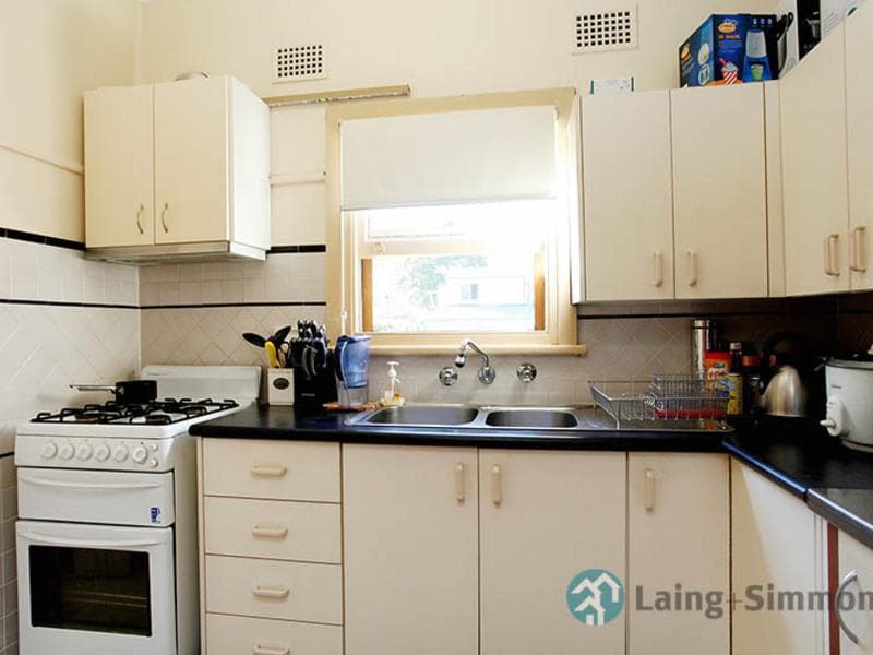 6 Garrard Street, Granville, Granville - Thumbnail 2