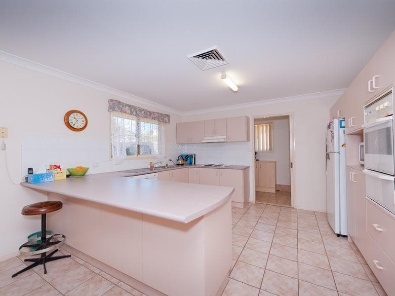 7/31-33																										Fourth Ave
														
								Campsie, NSW 2194, Port Macquarie - Thumbnail 2
