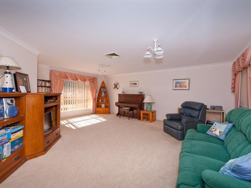 7/31-33																										Fourth Ave
														
								Campsie, NSW 2194, Port Macquarie - Thumbnail 4