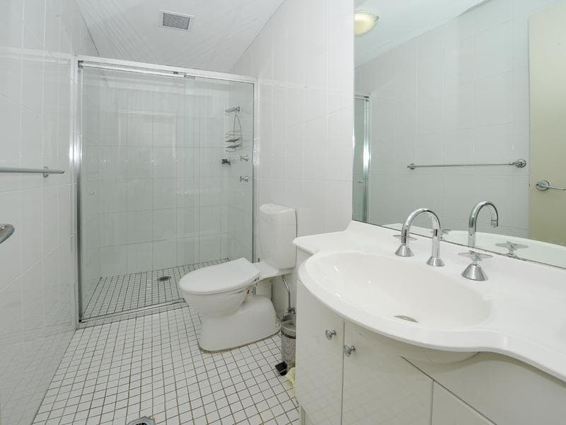 2/30 Saunders Street, Pyrmont, Pyrmont - Thumbnail 7