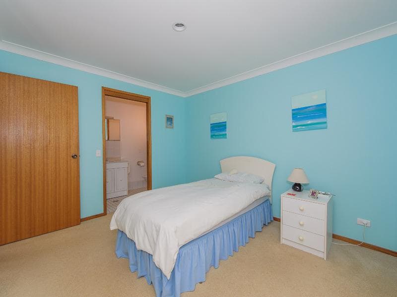 8/113-117																										Duncan Street
														
								Maroubra, NSW 2035, Port Macquarie - Thumbnail 8