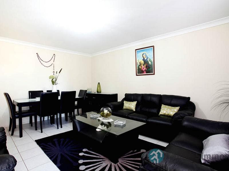 8/113-117																										Duncan Street
														
								Maroubra, NSW 2035, Mount Druitt - Thumbnail 3