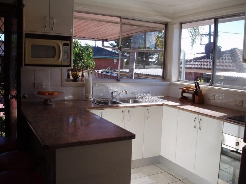 514 Woodville Road, Guildford, Guildford - Thumbnail 3