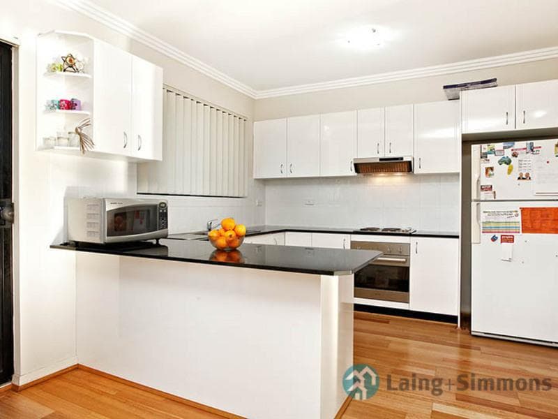 8/113-117																										Duncan Street
														
								Maroubra, NSW 2035, Merrylands - Thumbnail 2