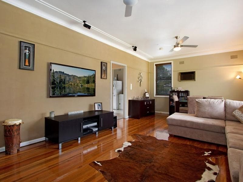 37 Moffatt Drive, Lalor Park, Lalor Park - Thumbnail 2