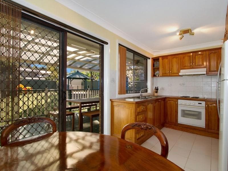 8/113-117																										Duncan Street
														
								Maroubra, NSW 2035, Kings Langley - Thumbnail 2