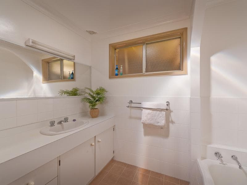 109 Kennedy Drive, Port Macquarie, Port Macquarie - Thumbnail 8