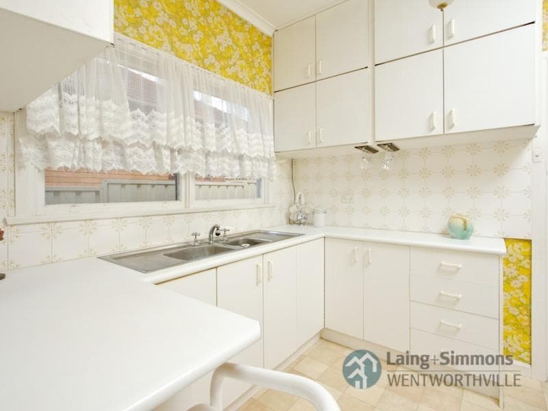 8/113-117																										Duncan Street
														
								Maroubra, NSW 2035, Wentworthville - Thumbnail 4