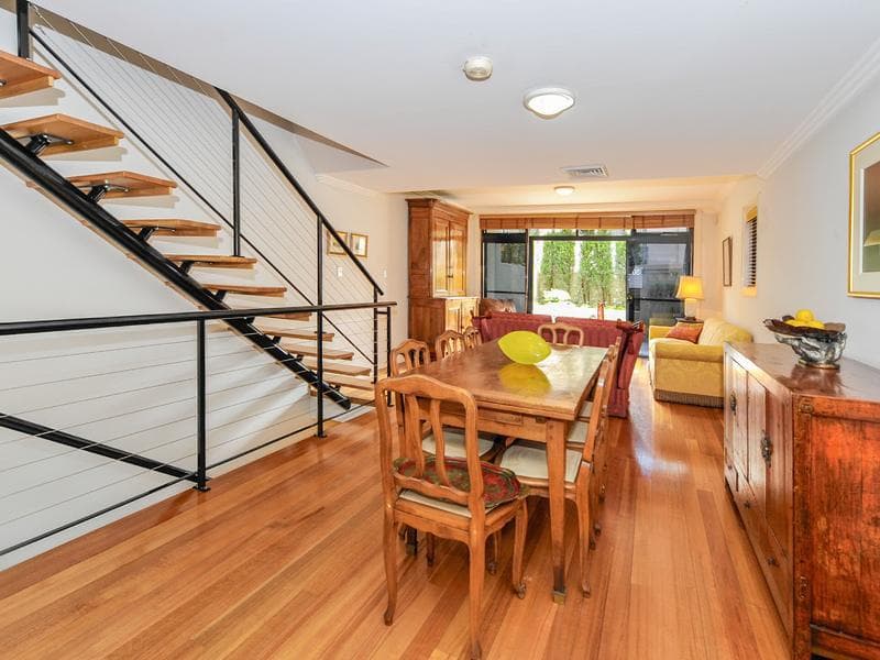 1/2a Pyrmont Bridge Road, Camperdown, Camperdown - Thumbnail 2